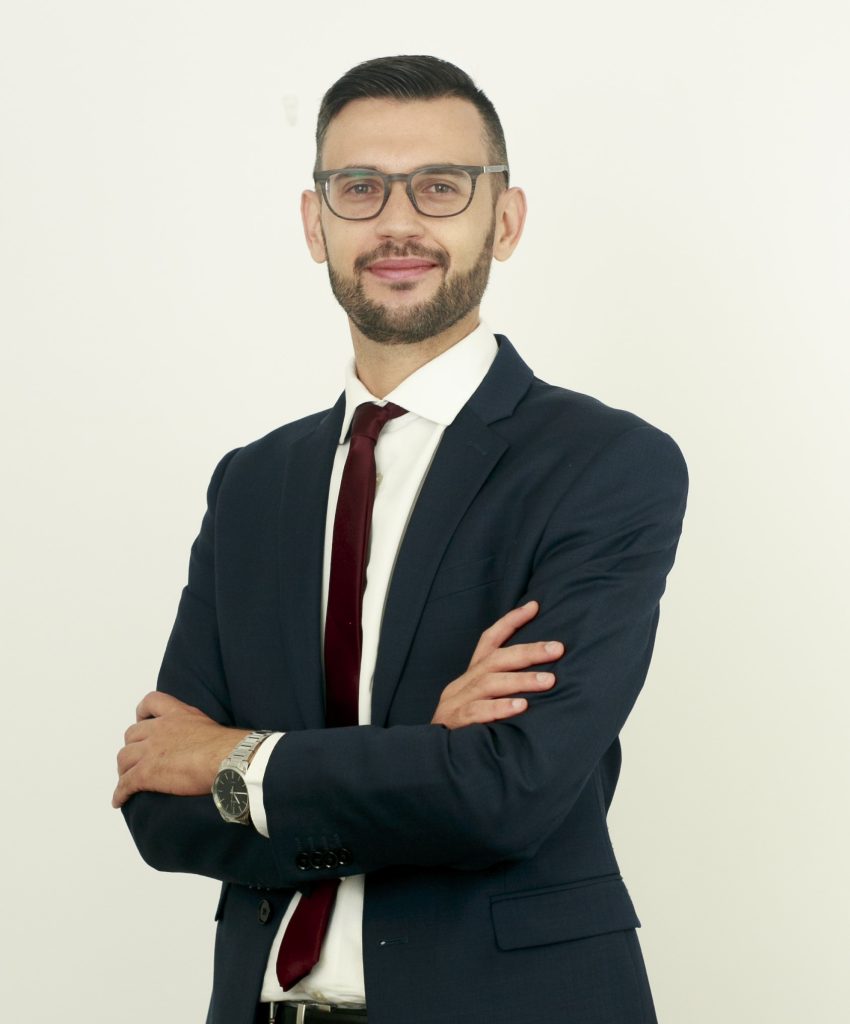 javier cuevas abogados online especialista en derecho de extranjería